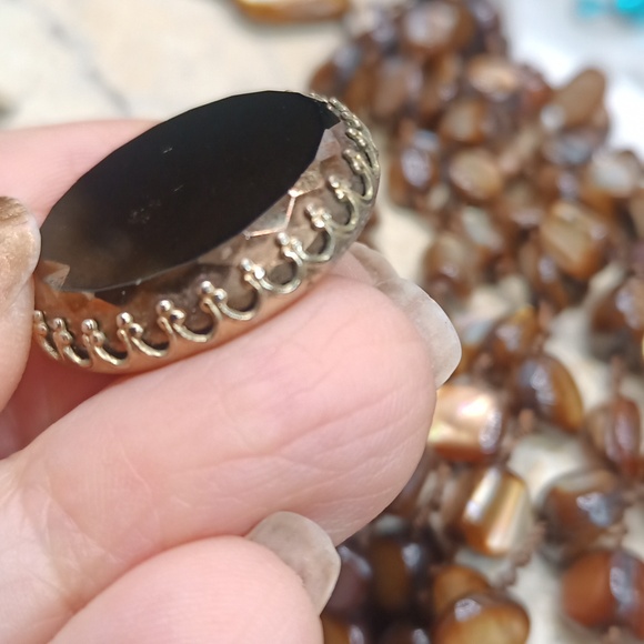 Vintage ELSA SCHIAPARELLI Unsigned Chocolate Brown Earrings and MOP necklace - Picture 8 of 16